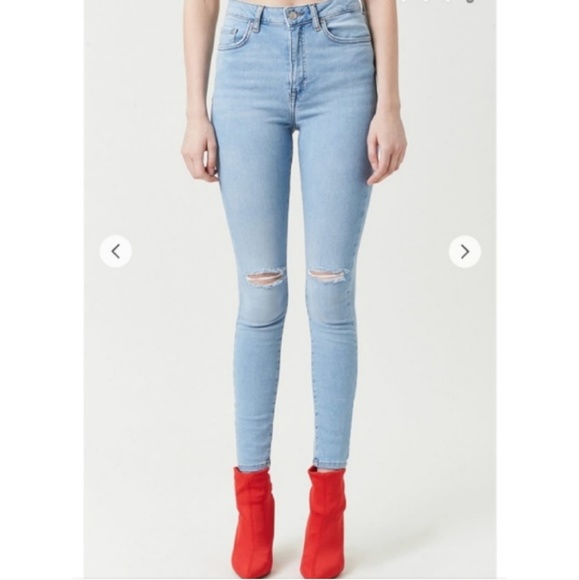 Sculpted High-Rise Skinny Jeans - Picture 2 of 7